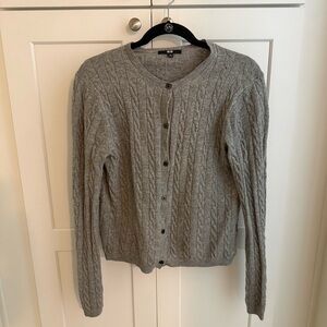 Uniqlo Gray Cable Knit Women's Sweater